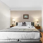 Furnished Apartment In Downtown
