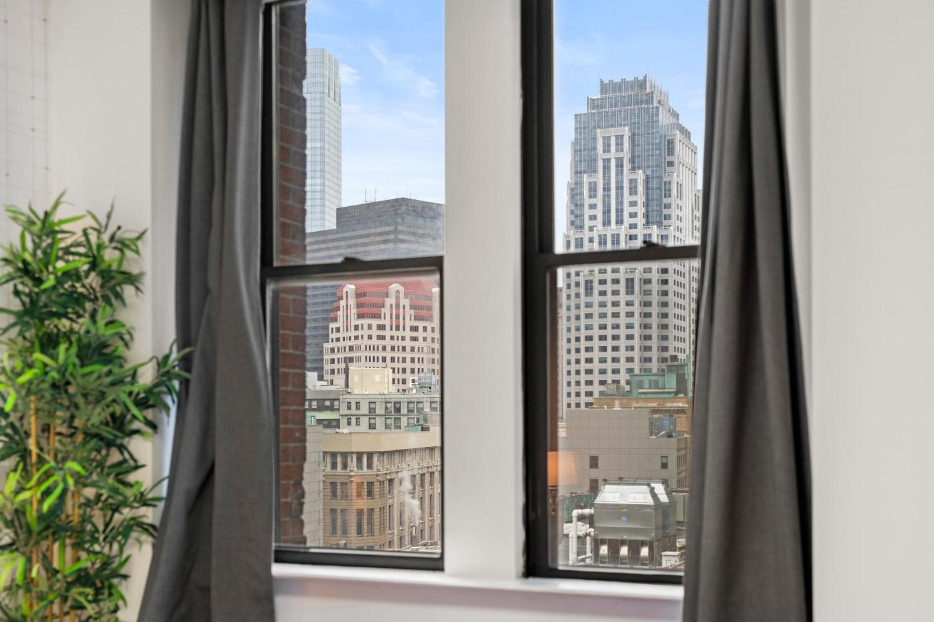 Furnished In Downtown * Boston